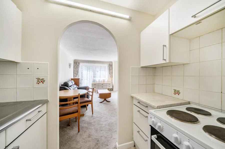 Mount Hermon Road, Woking, GU22, photo 4