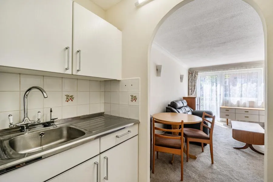 Mount Hermon Road, Woking, GU22, photo 7