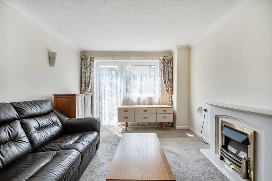 Mount Hermon Road, Woking, GU22, photo 11