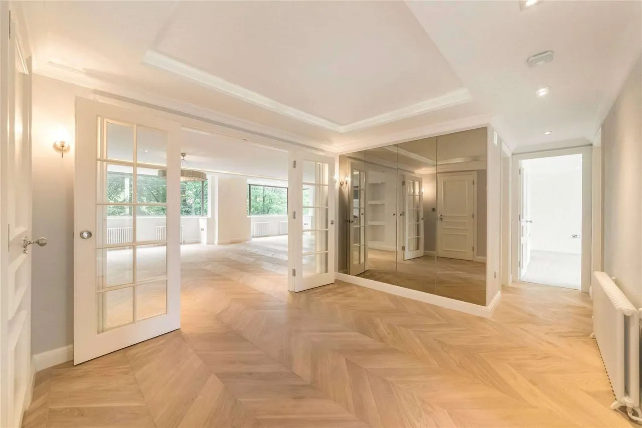 Knightsbridge, London, SW7, photo 2
