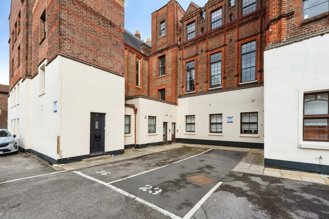 Lawrence Road, Southsea, PO5, photo 11