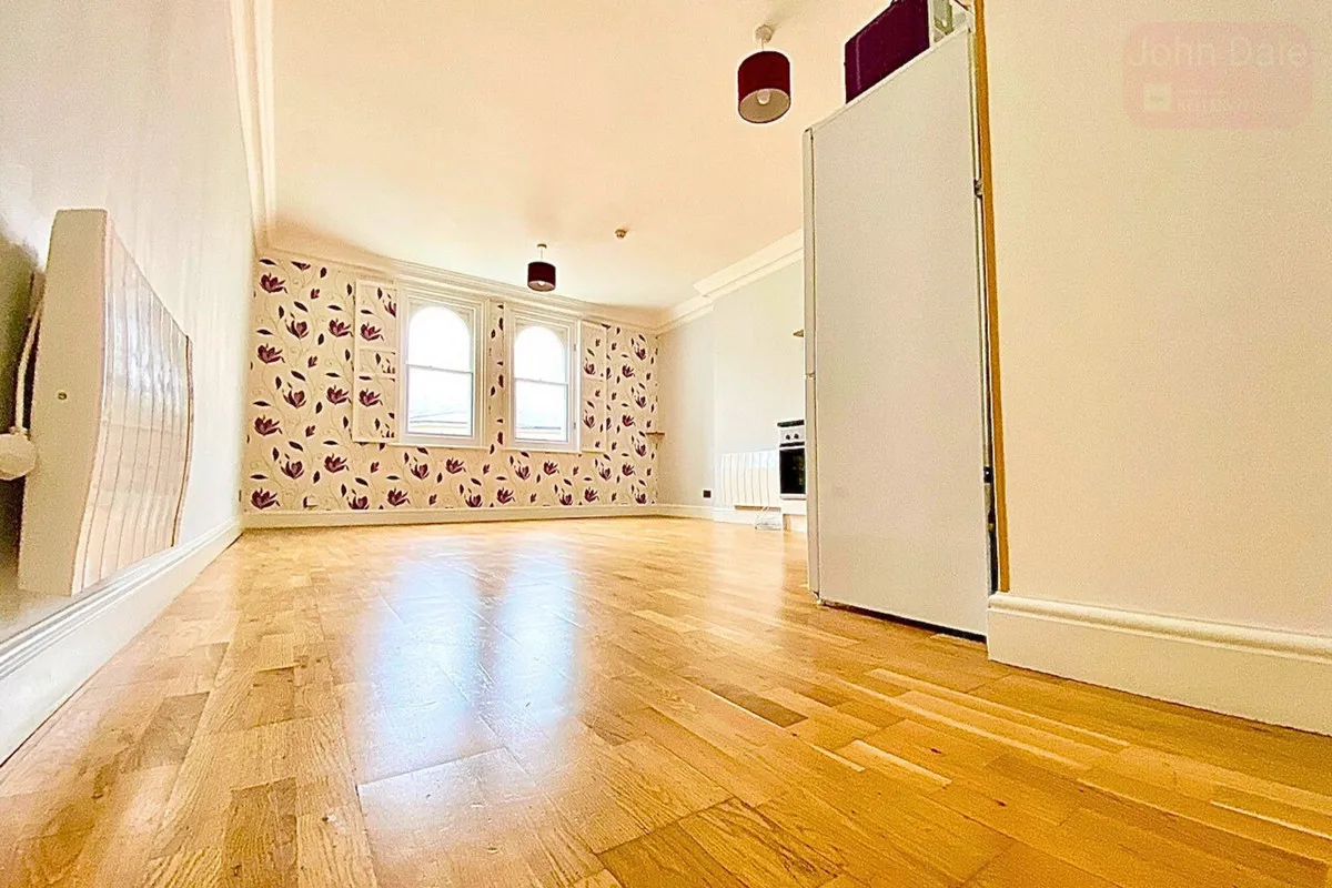Worthing, BN11 2BE, photo 5