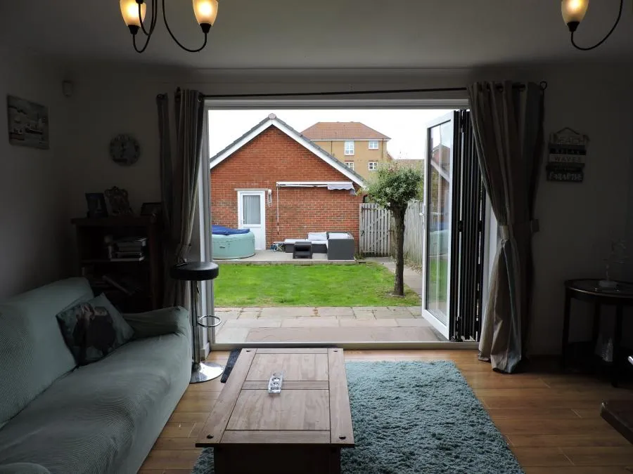 Caroline Way, Sovereign Harbour North, BN23, photo 2
