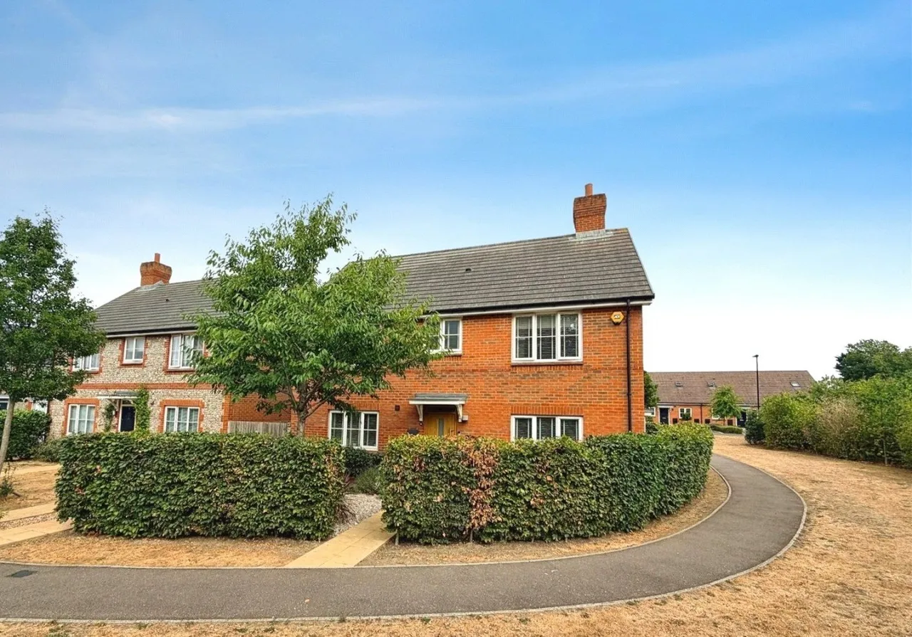 Angmering, BN16, photo 32