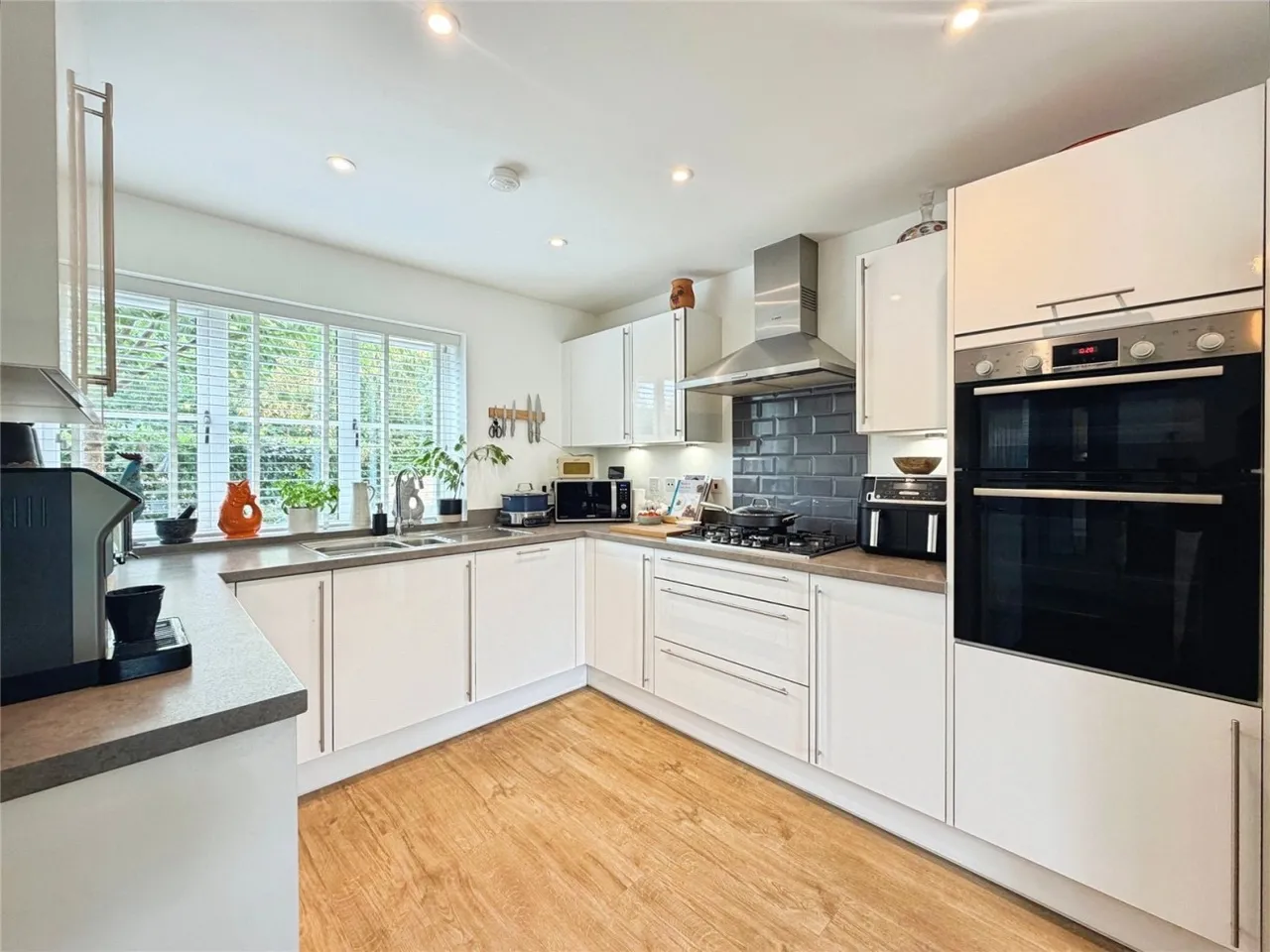 Angmering, BN16, photo 9