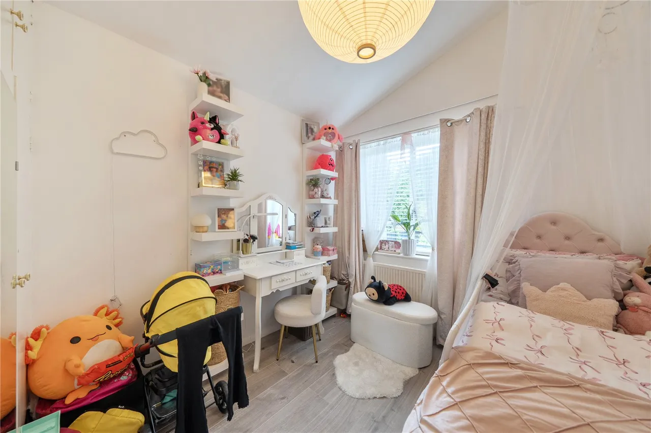 Wolverton Road, HA7, photo 9