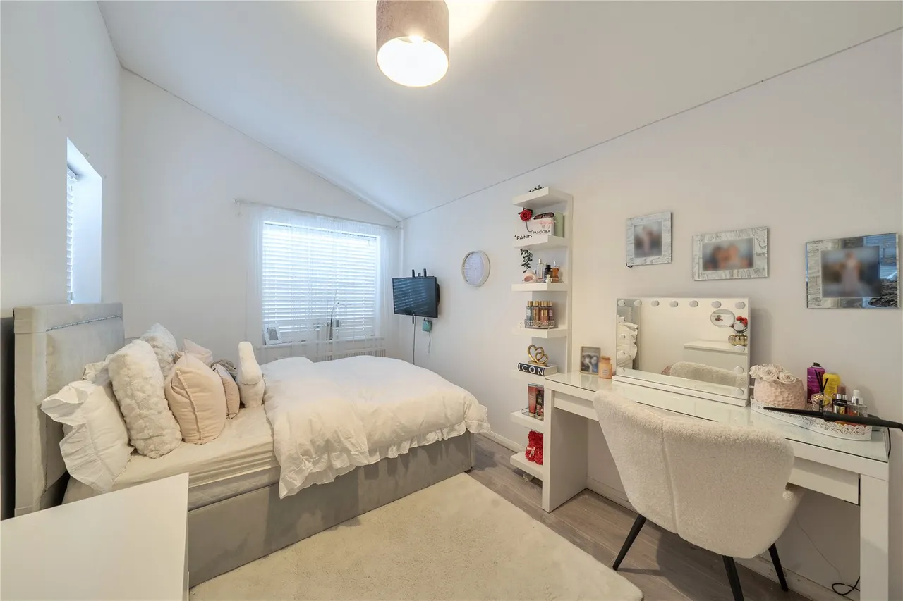 Wolverton Road, HA7, photo 7