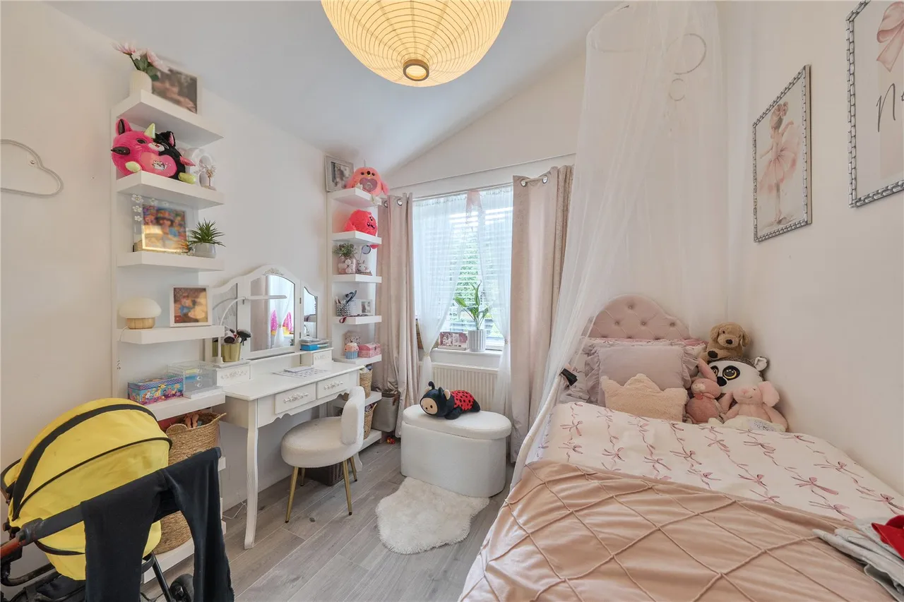 Wolverton Road, HA7, photo 17