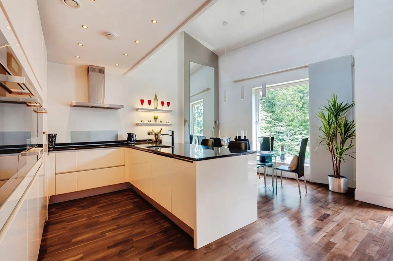Yew Tree Road, Allerton, L18, photo 3