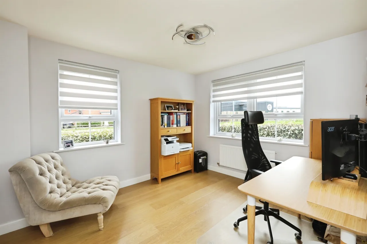 Gatekeeper Way, Worksop, photo 6