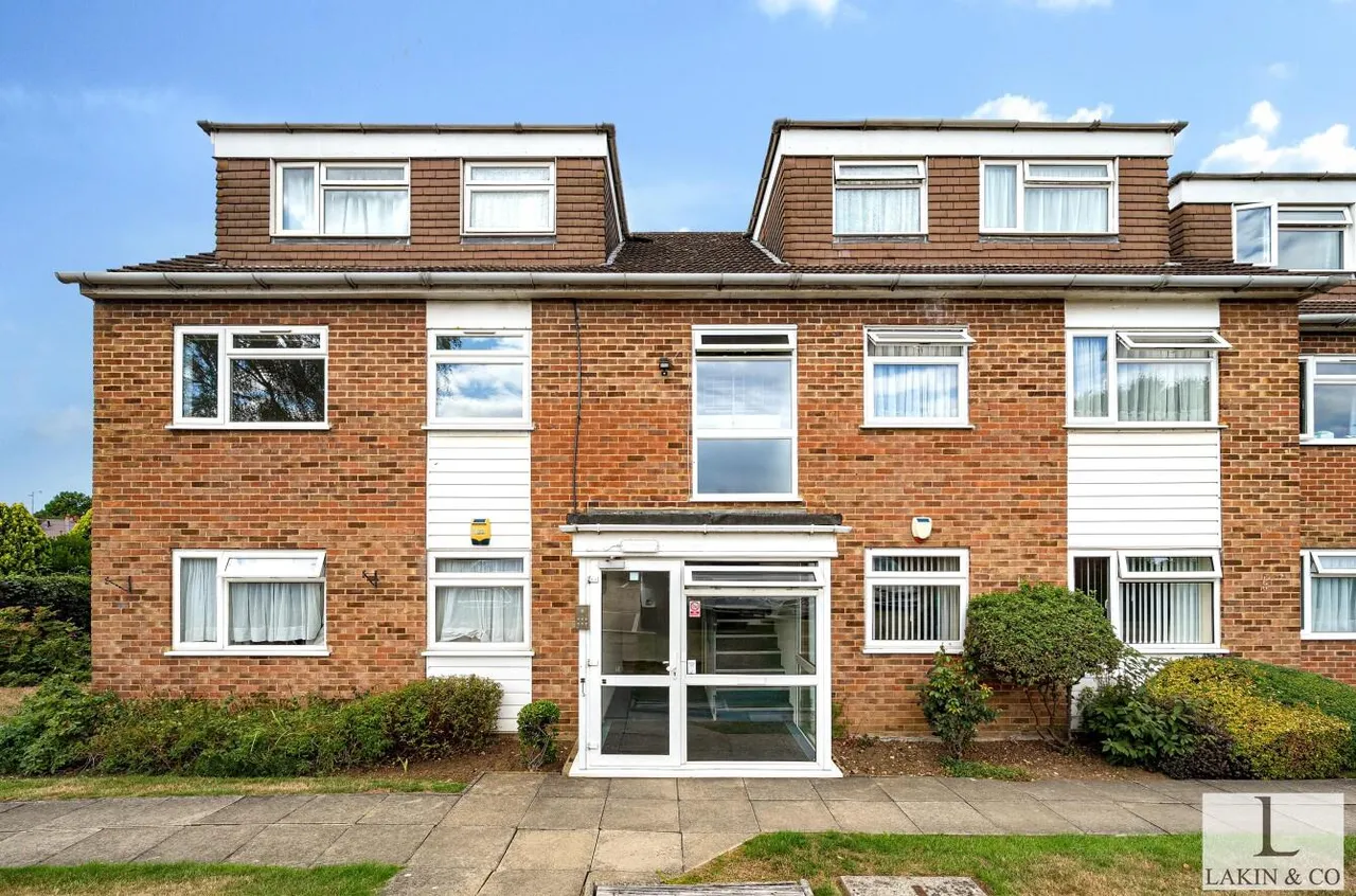 2 bed flat for sale — Fairfield Road, Uxbridge, UB8 1AL