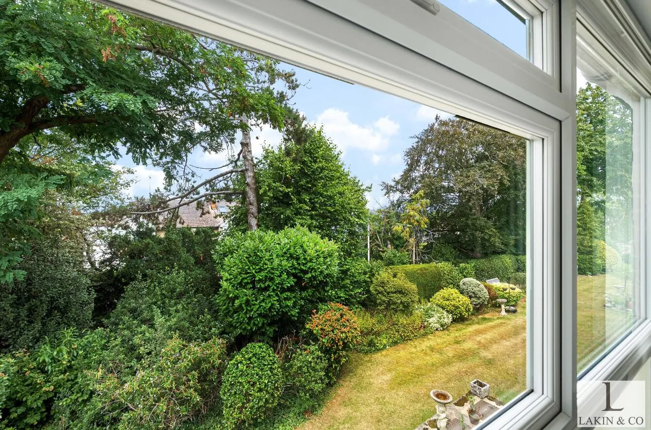 Fairfield Road, Uxbridge, UB8 1AL, photo 13