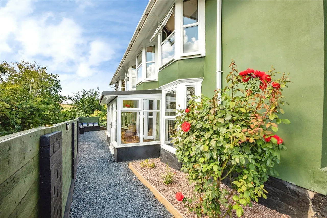 Llanbadarn Fawr, Aberystwyth, SY23, photo 3