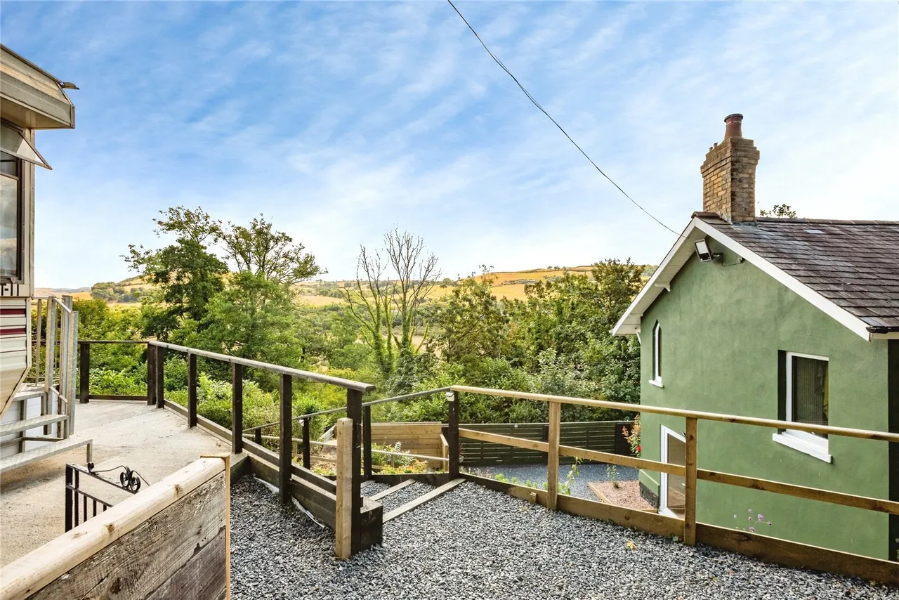 Llanbadarn Fawr, Aberystwyth, SY23, photo 50