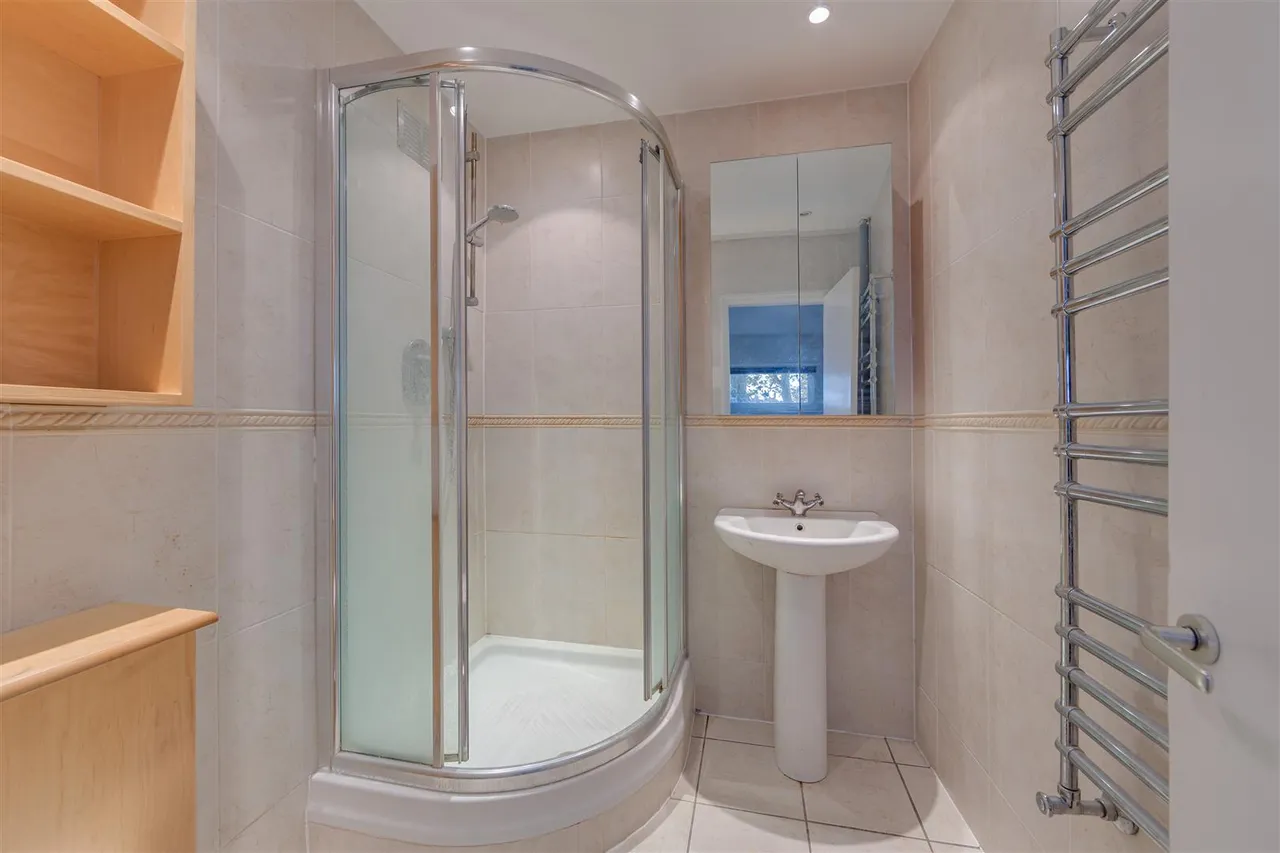 Southwood Lawn Road, Highgate, N6, photo 10
