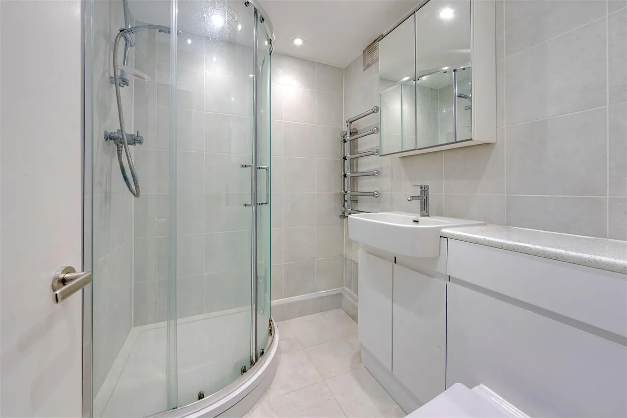 Southwood Lawn Road, Highgate, N6, photo 12