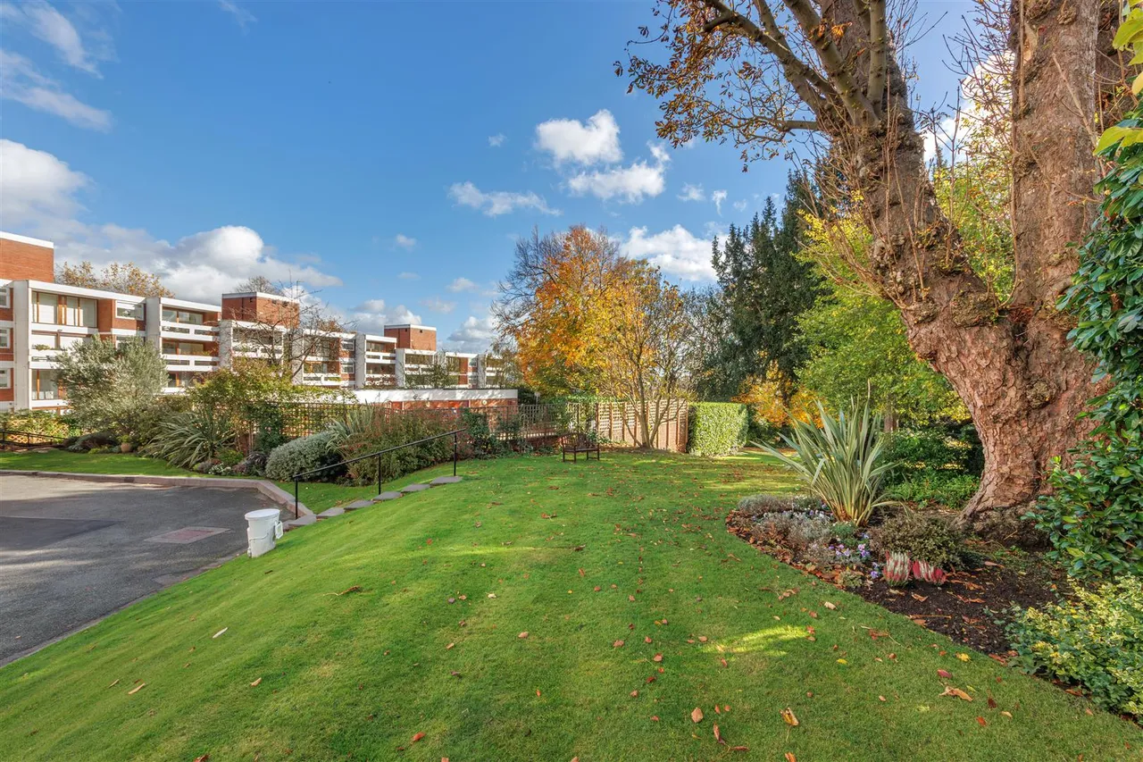 Southwood Lawn Road, Highgate, N6, photo 4