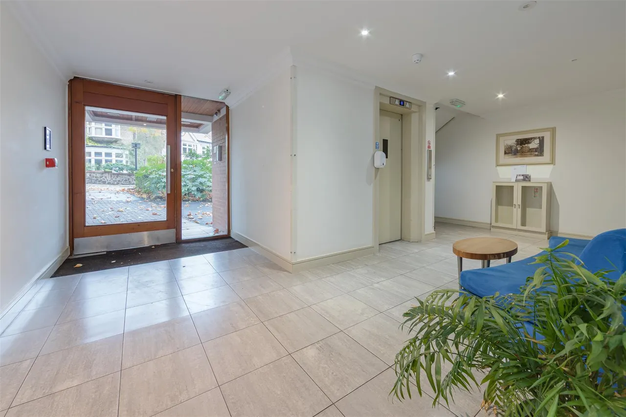 Southwood Lawn Road, Highgate, N6, photo 5