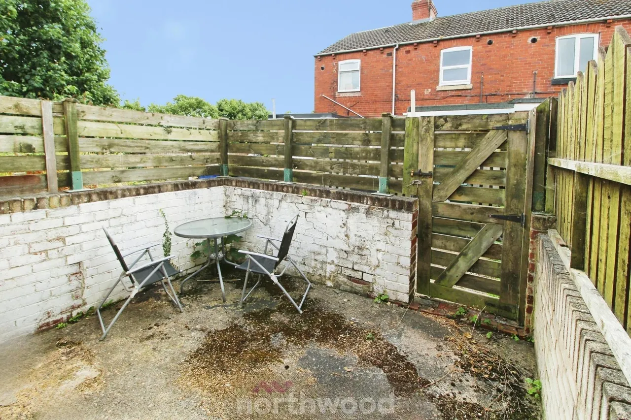 Victoria Road, Norton, DN6, photo 12