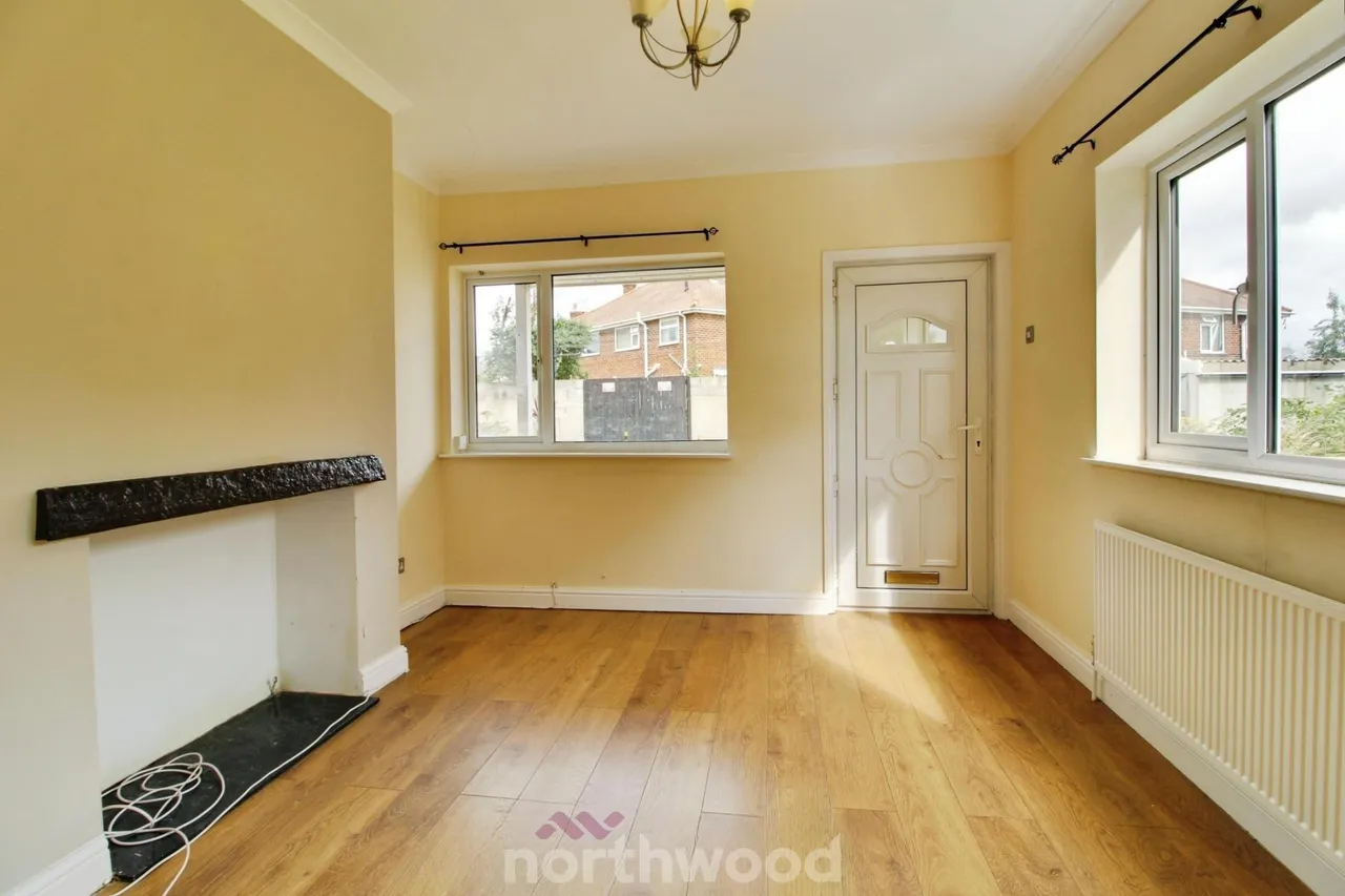 Victoria Road, Norton, DN6, photo 2