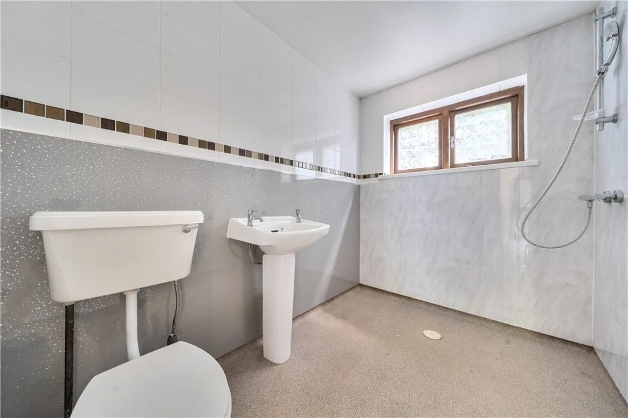 Ringwood Road, Stoney Cross, SO43, photo 8