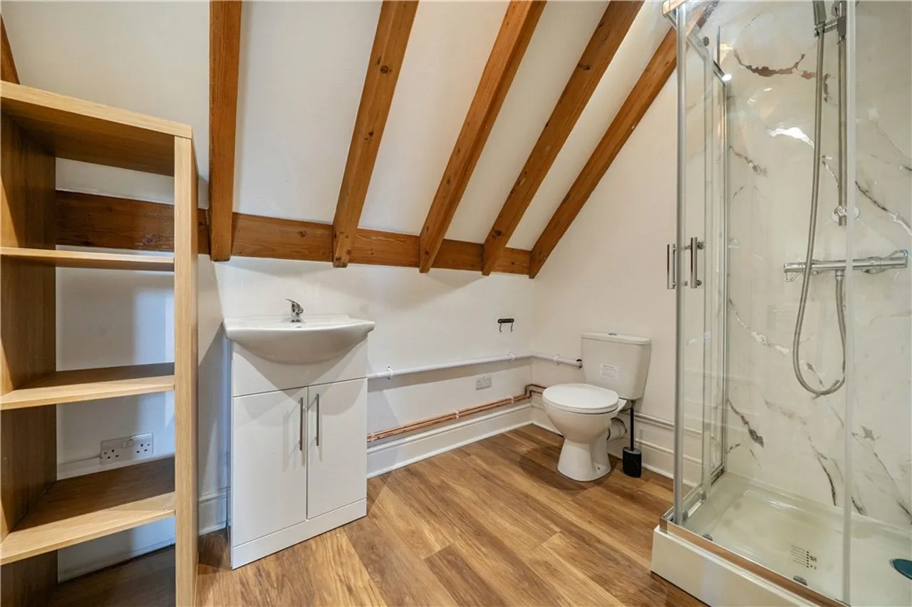 Ringwood Road, Stoney Cross, SO43, photo 15