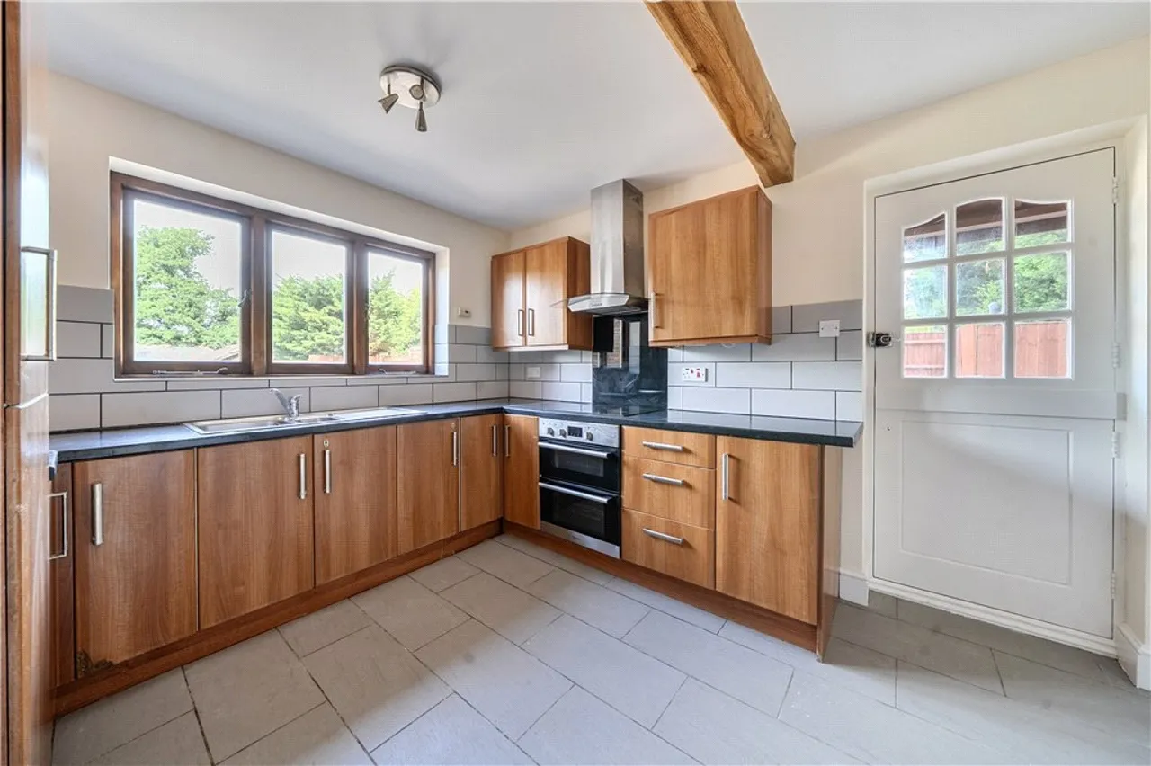 Ringwood Road, Stoney Cross, SO43, photo 12