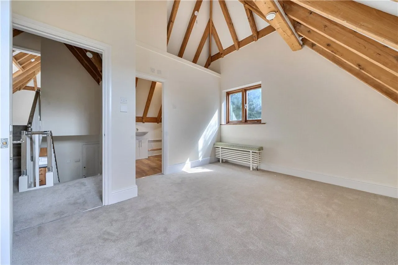 Ringwood Road, Stoney Cross, SO43, photo 14