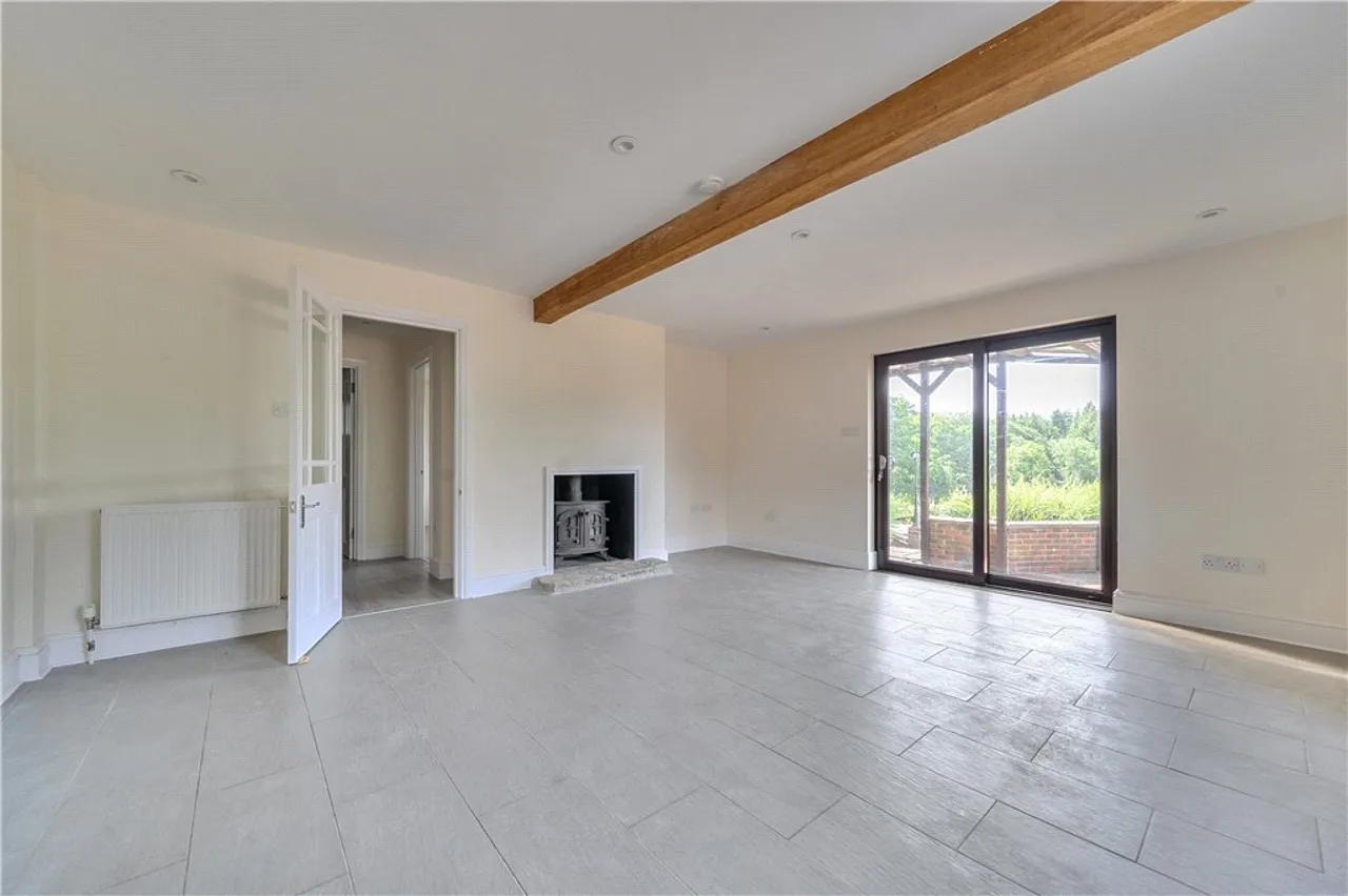 Ringwood Road, Stoney Cross, SO43, photo 11