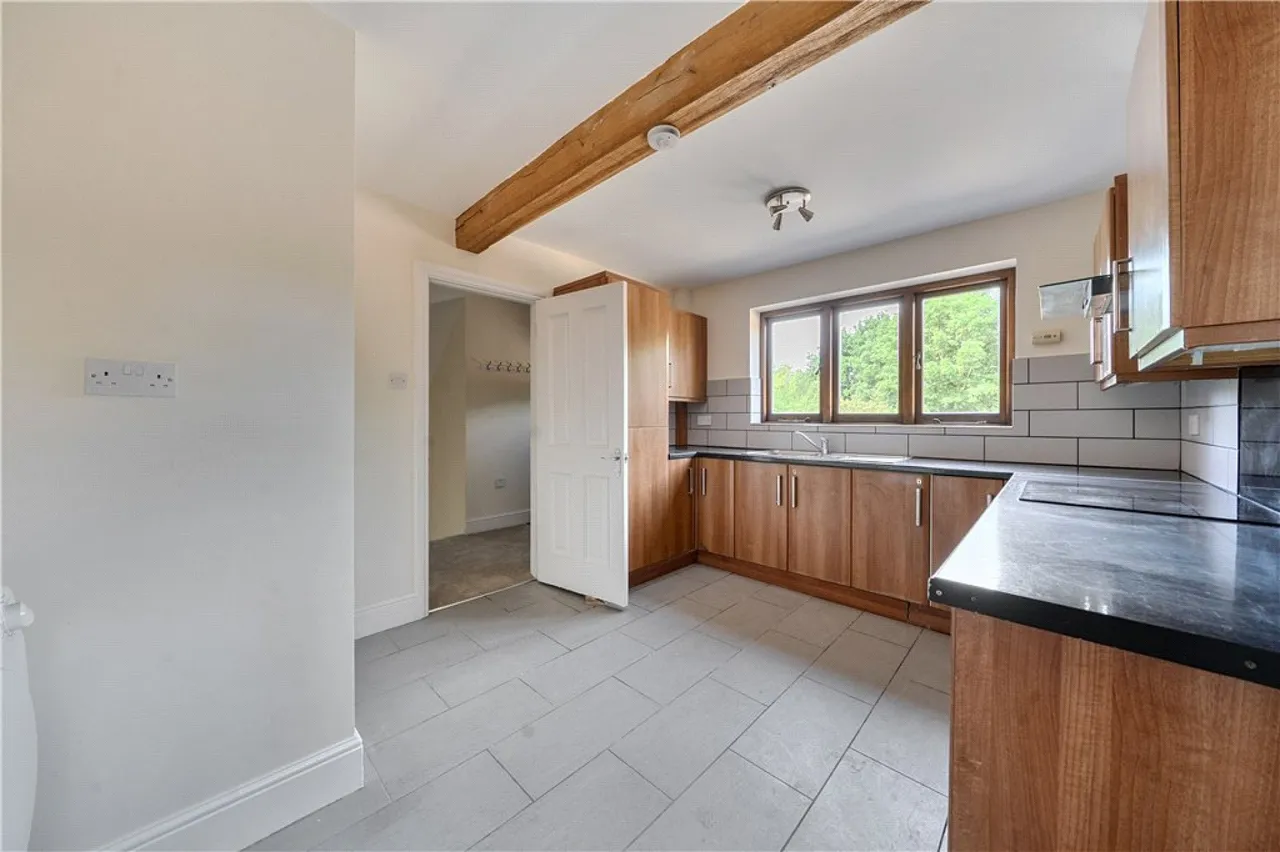 Ringwood Road, Stoney Cross, SO43, photo 13