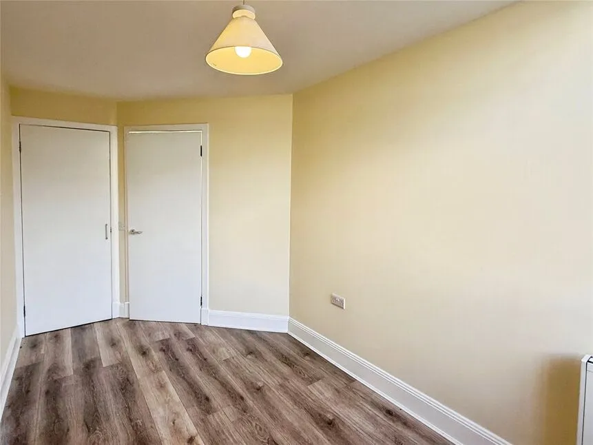 Guildhall Street, Dunfermline, Fife, KY12, photo 7