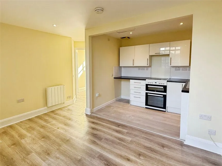 Guildhall Street, Dunfermline, Fife, KY12, photo 4
