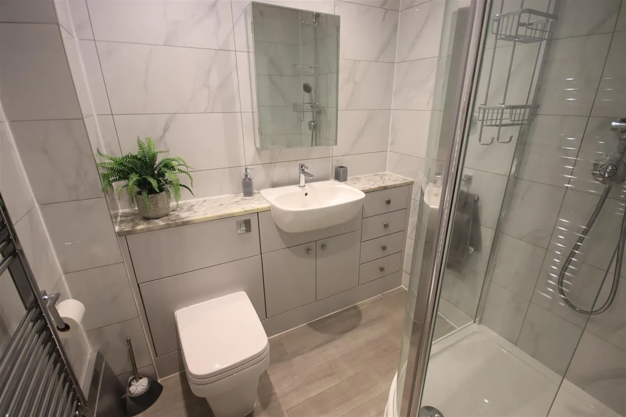 Langley Road, Chippenham, photo 6