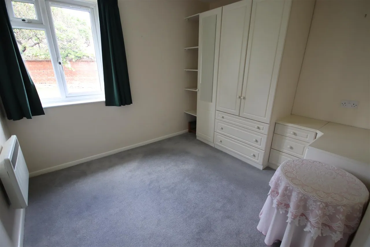 Langley Road, Chippenham, photo 5