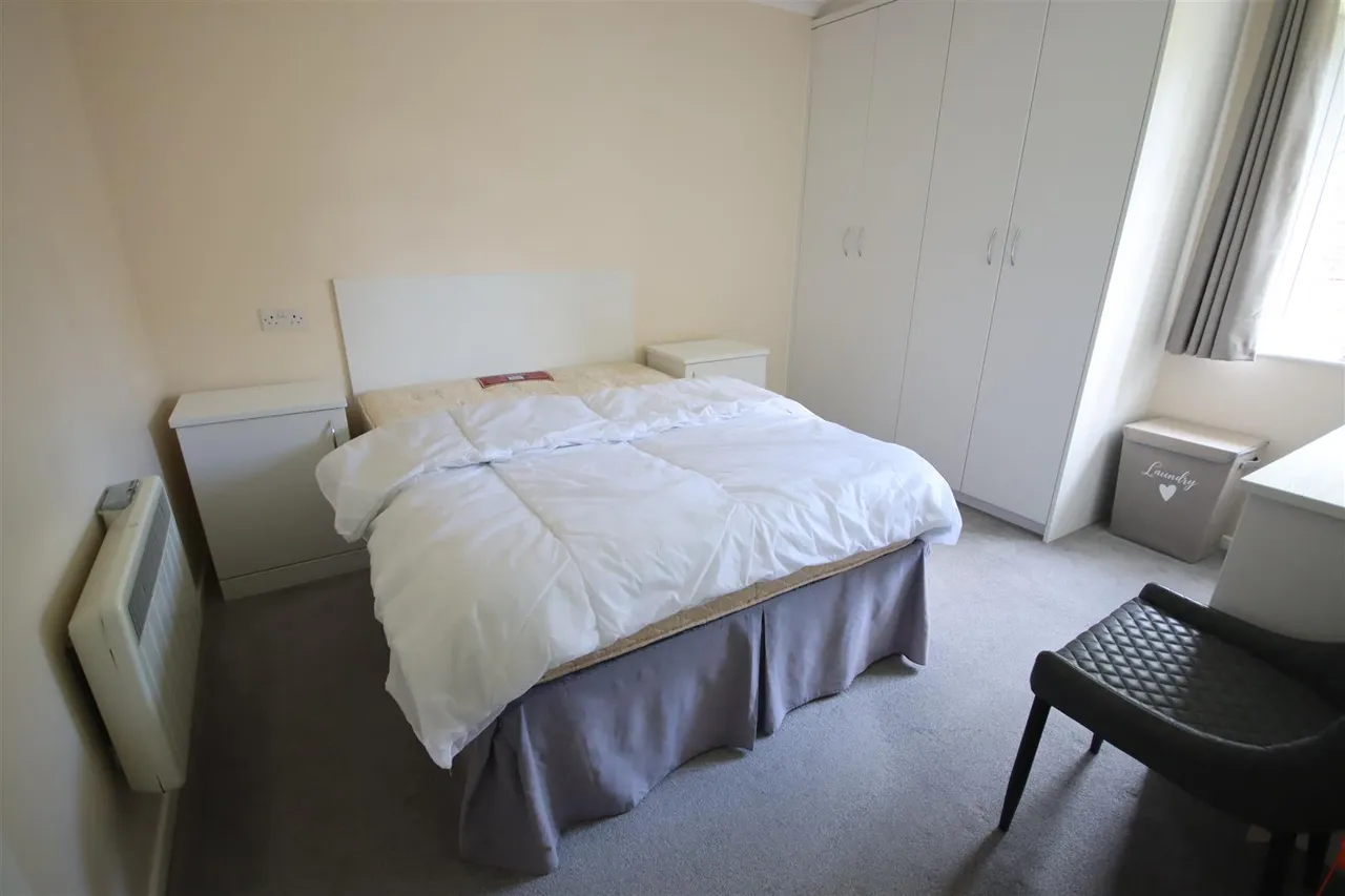 Langley Road, Chippenham, photo 4