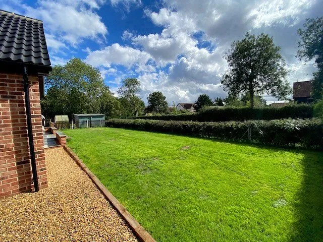 The Street, North Lopham, IP22, photo 18