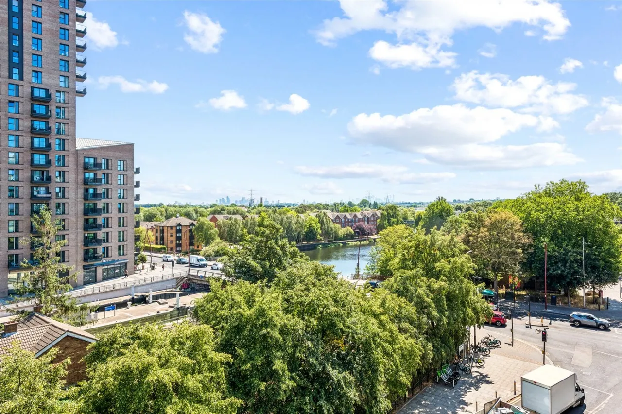 Waterside Way, London, N17, photo 15