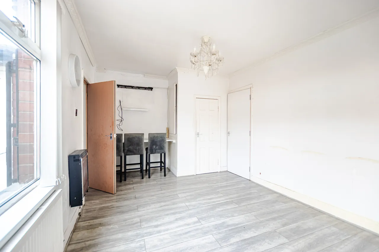 Ashton Road, Harehills, LS8, photo 5