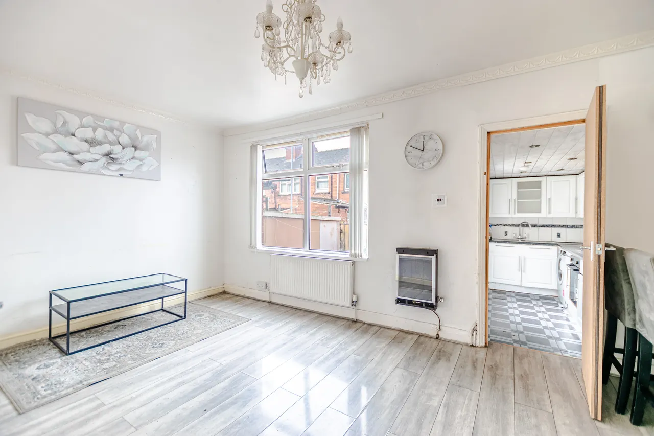 Ashton Road, Harehills, LS8, photo 4