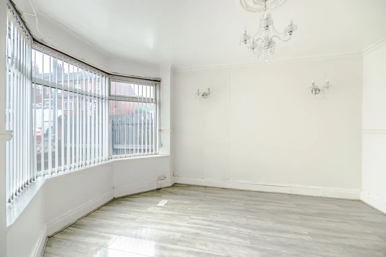 Ashton Road, Harehills, LS8, photo 2