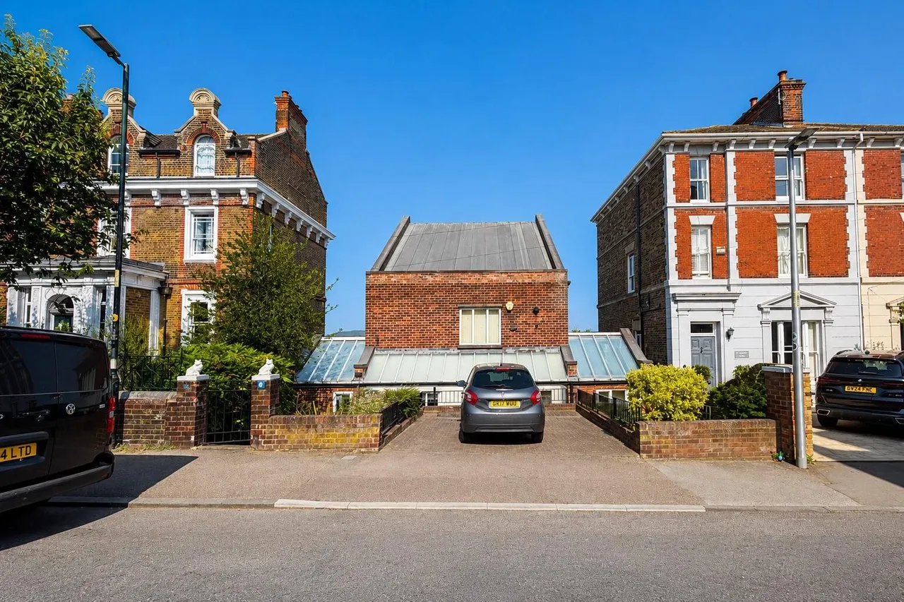 St. Margarets Street, Rochester, photo 43