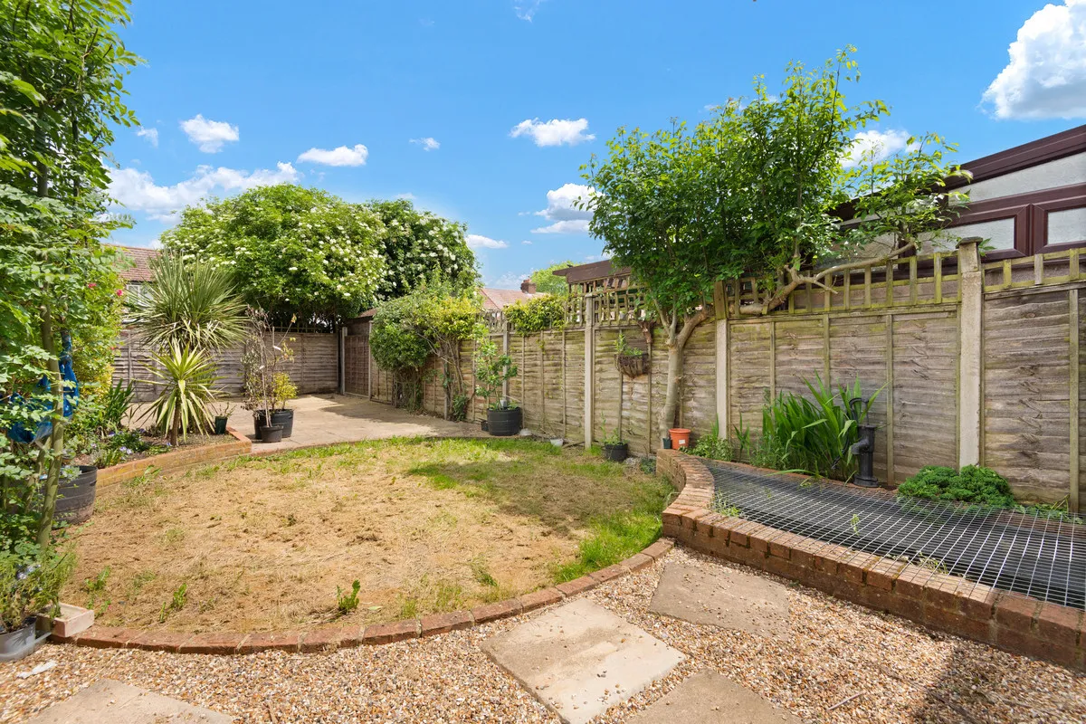 West Drayton, UB7, photo 12