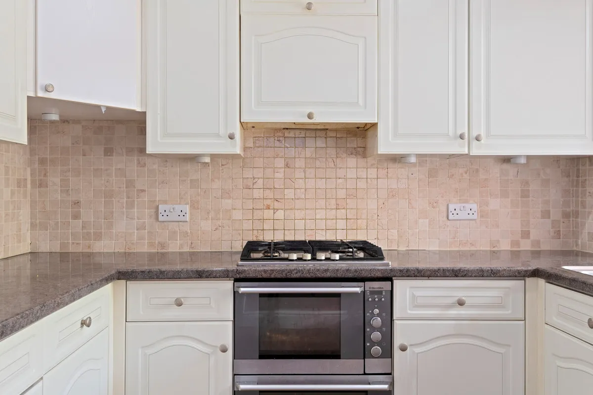 West Drayton, UB7, photo 6