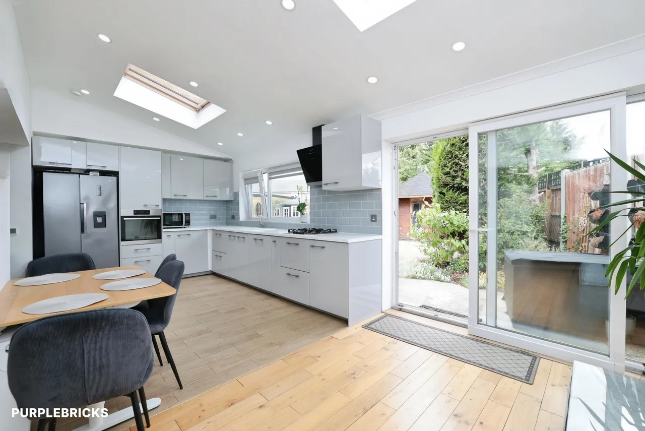 Mulberry Crescent, West Drayton, UB7, photo 4