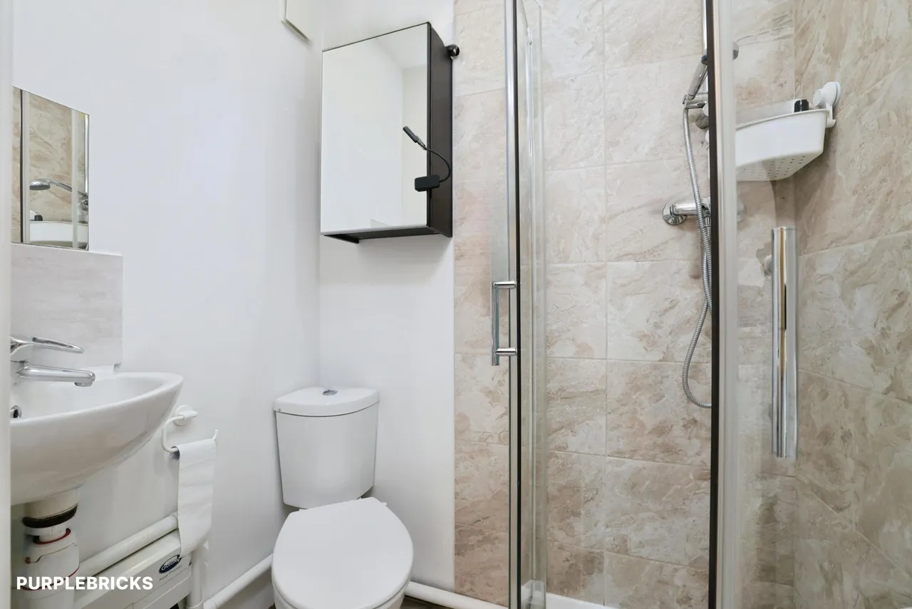 Mulberry Crescent, West Drayton, UB7, photo 10