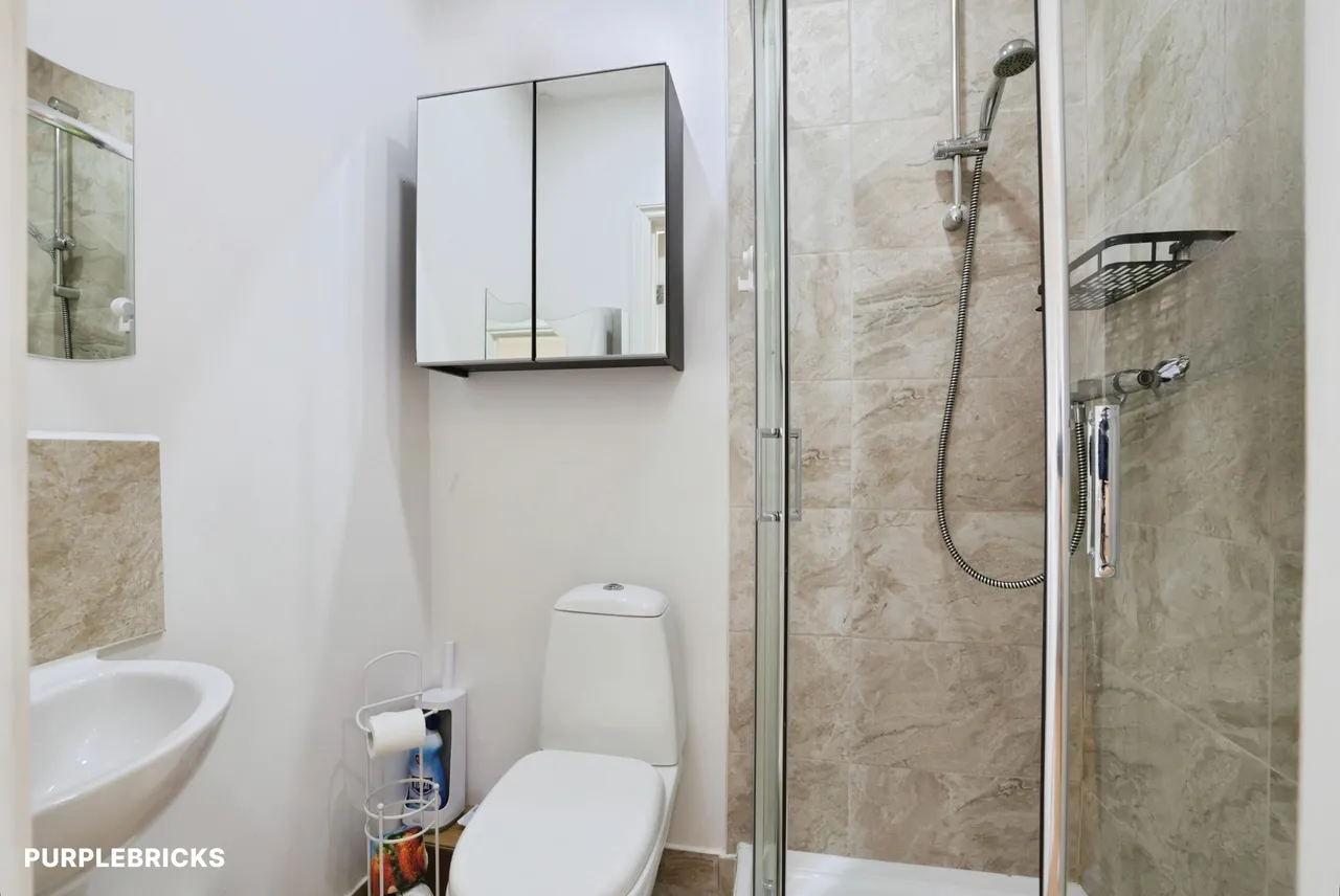Mulberry Crescent, West Drayton, UB7, photo 18