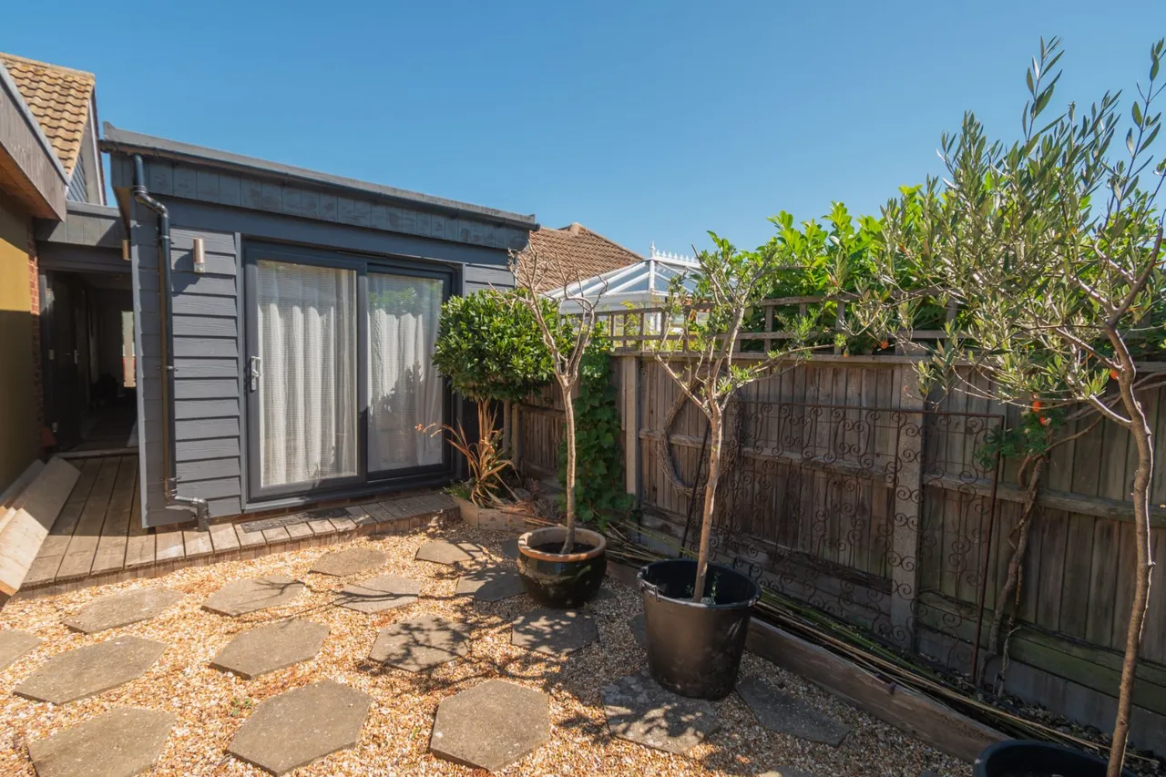 Summerfield Avenue, Whitstable, CT5, photo 29