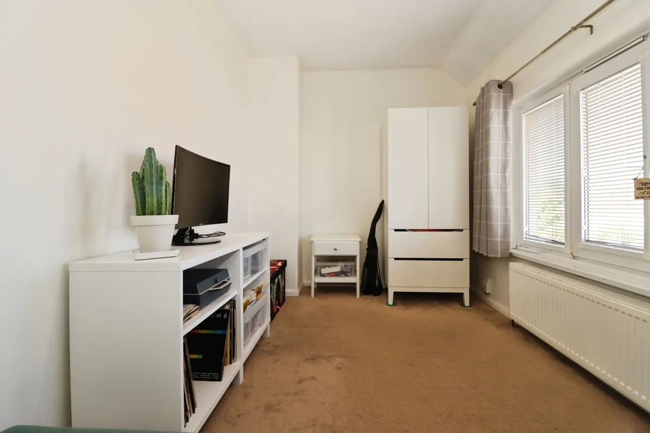 Gayner Road, BRISTOL, Avon, BS7, photo 19