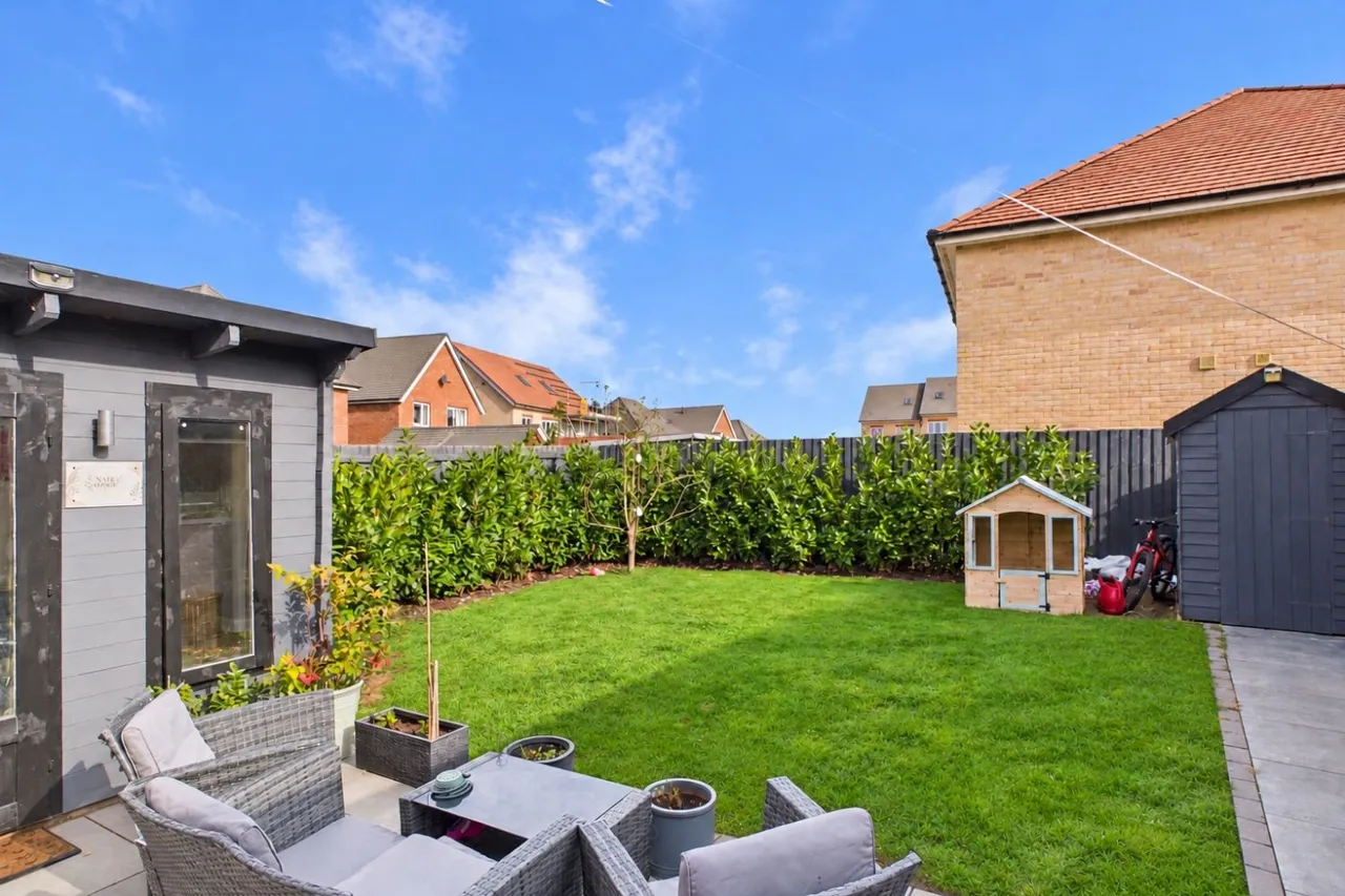 Mason Rise, Leighton Buzzard, LU7, photo 4