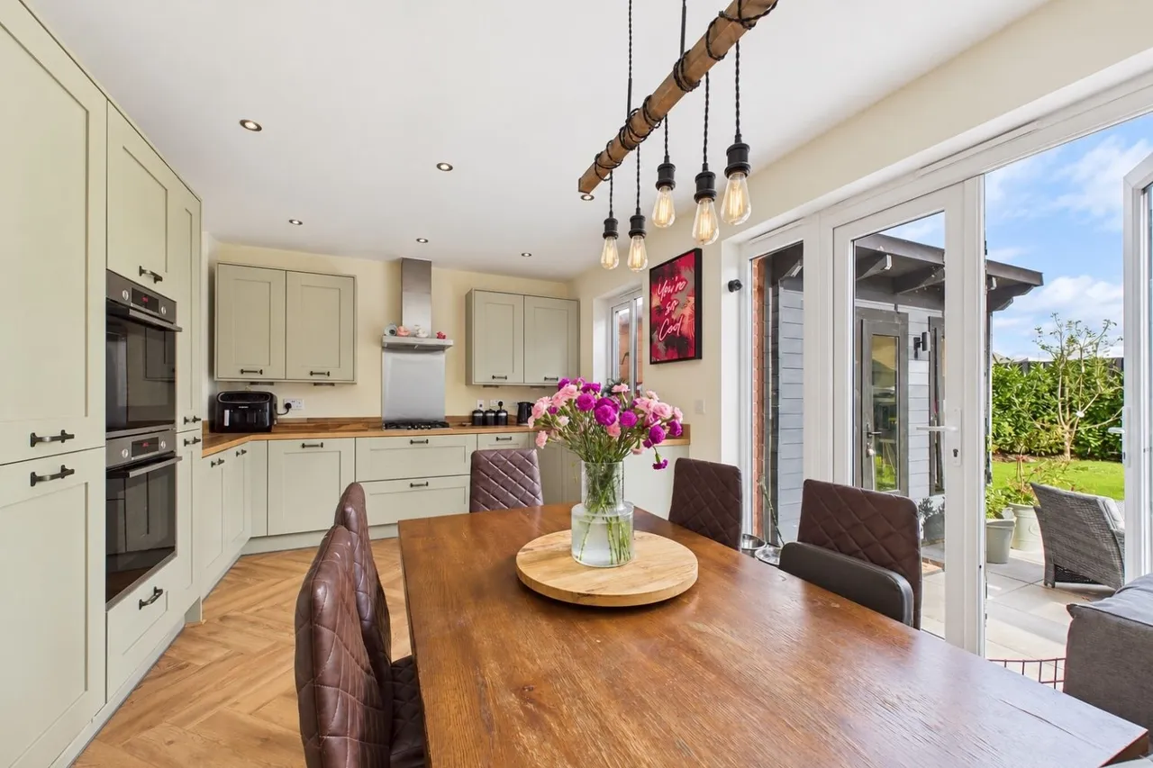 Mason Rise, Leighton Buzzard, LU7, photo 3